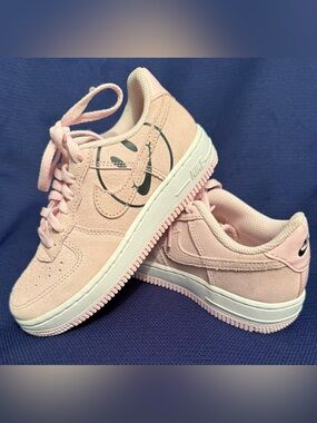 Nike Air Force 1 LV8 Have A Nike Day Pink Suede Sneakers Size 12C BQ8274-600